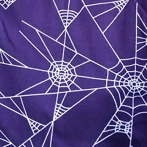 Plum Spiderweb Leggings - Picture 5 of 5